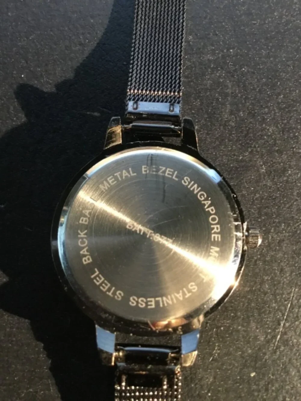 Women Quartz Watch== black/ CZ == Mesh Metal Band== Runs=NEW BATTERY=NICE